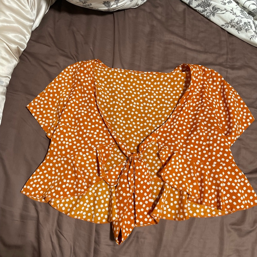 Shein tie front short sleeved crop top